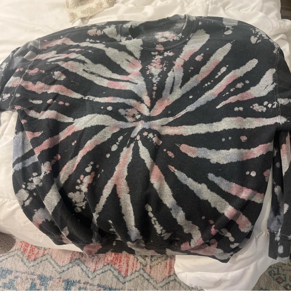 Tie-Dye Sweatshirt
